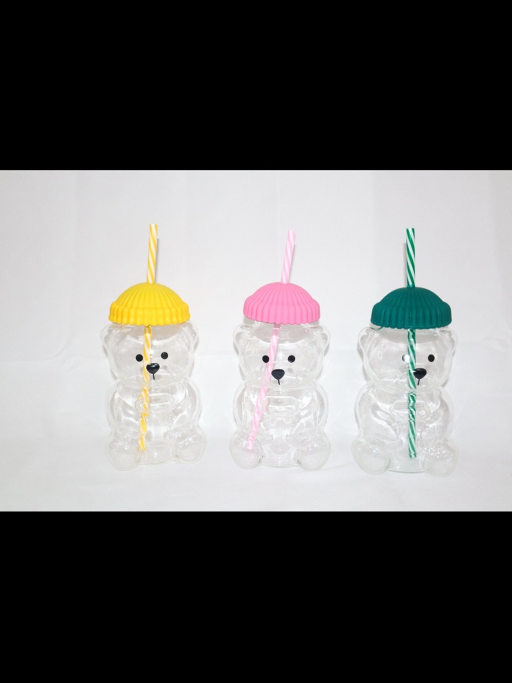BRAND NEW Bear Shaped Glads Drink Cups with Lids, Tops, and Straw